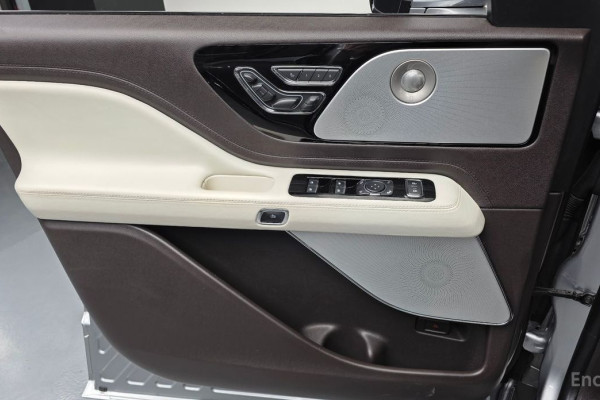 2020 Lincoln Aviator с пробегом 65 016 км