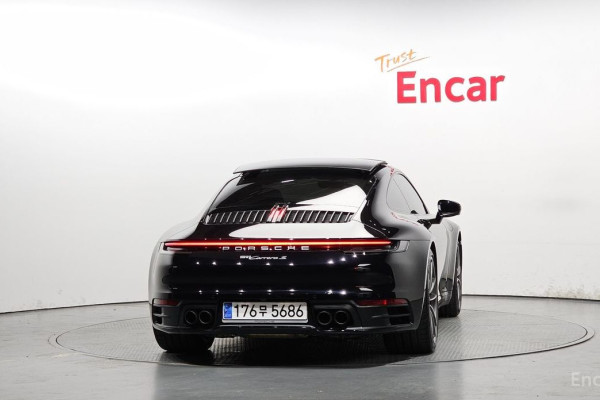 2020 Porsche 911 с пробегом 40 151 км