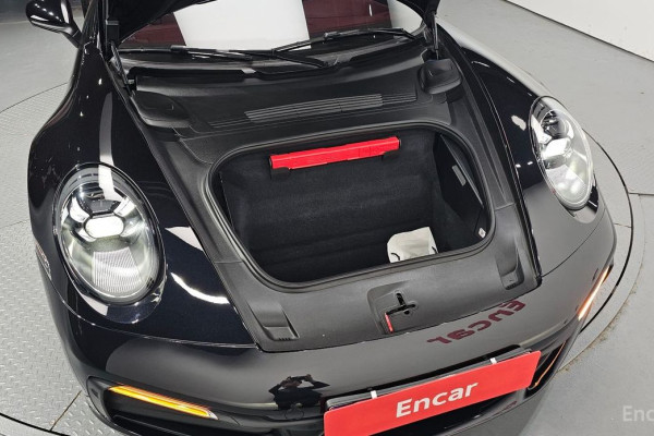 2020 Porsche 911 с пробегом 40 151 км