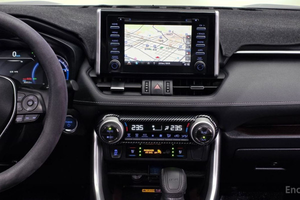 2022 Toyota RAV4 с пробегом 80 053 км