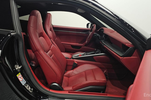 2020 Porsche 911 с пробегом 40 151 км