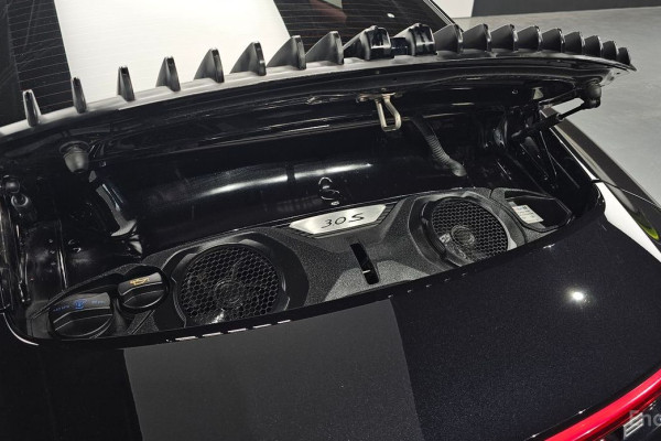 2020 Porsche 911 с пробегом 40 151 км