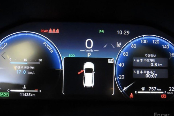 2024 Toyota RAV4 с пробегом 11 431 км