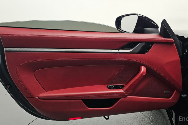 2020 Porsche 911 с пробегом 40 151 км