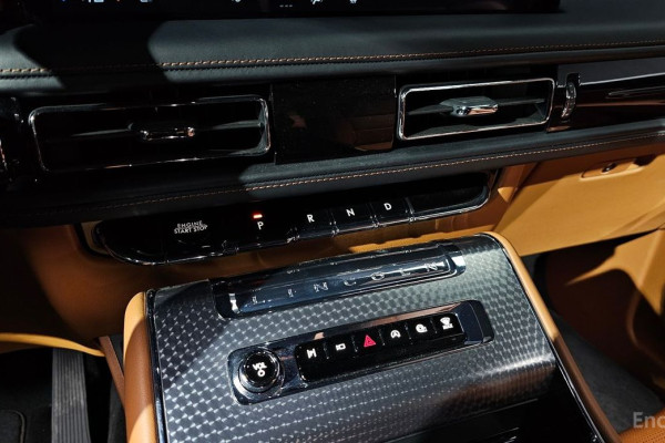 2024 Lincoln Aviator с пробегом 12 079 км