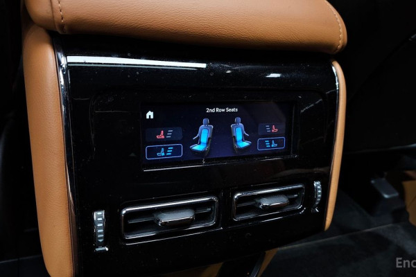 2024 Lincoln Aviator с пробегом 12 079 км