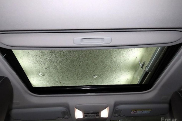 2024 Toyota RAV4 с пробегом 11 431 км