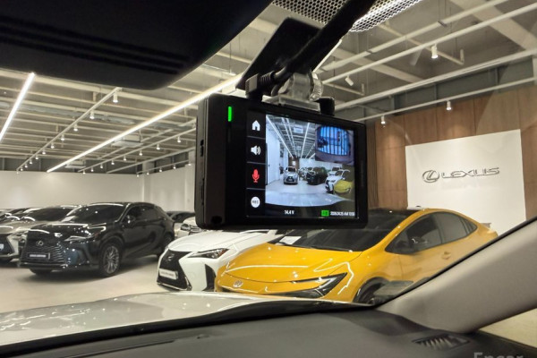 2023 Toyota RAV4 с пробегом 27 187 км