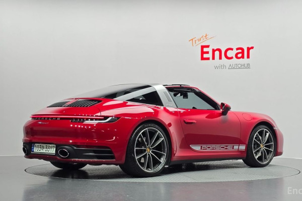 2021 Porsche 911 с пробегом 19 321 км