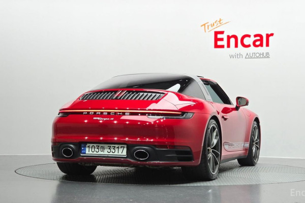 2021 Porsche 911 с пробегом 19 321 км