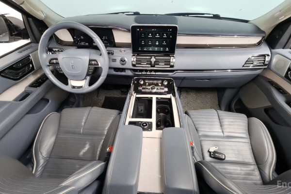 2020 Lincoln Navigator с пробегом 105 648 км