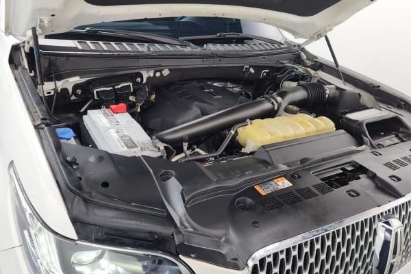 2020 Lincoln Navigator с пробегом 105 648 км