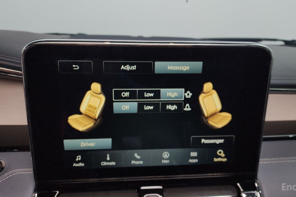 2020 Lincoln Navigator с пробегом 105 648 км