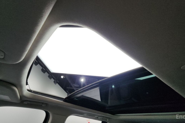 2020 Lincoln Navigator с пробегом 105 648 км