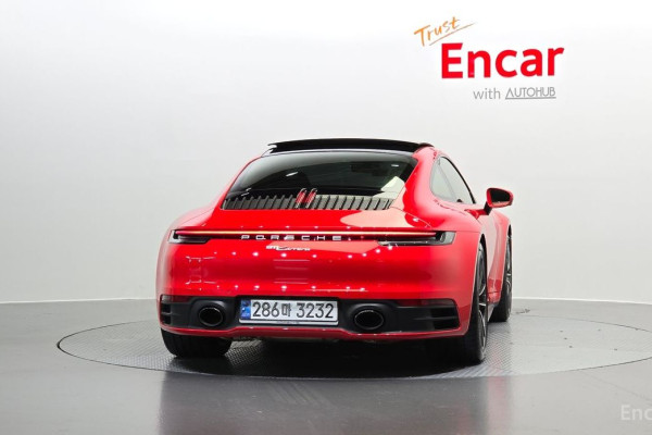 2020 Porsche 911 с пробегом 36 742 км