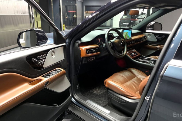 2021 Lincoln Aviator с пробегом 33 659 км