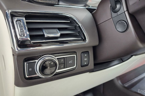 2018 Lincoln Navigator с пробегом 96 011 км