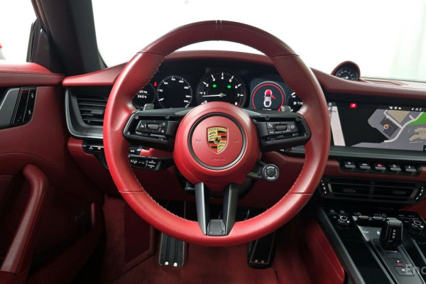 2020 Porsche 911 с пробегом 36 742 км