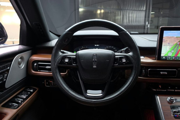 2021 Lincoln Aviator с пробегом 33 659 км