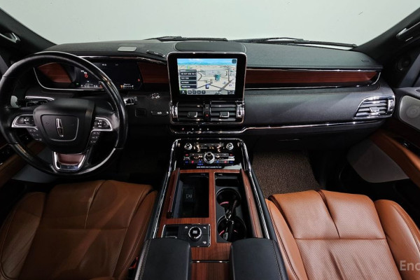 2021 Lincoln Navigator с пробегом 47 205 км