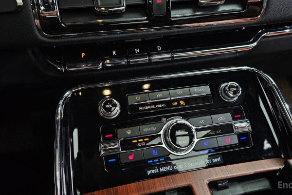 2021 Lincoln Navigator с пробегом 47 205 км