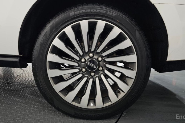 2021 Lincoln Navigator с пробегом 47 205 км