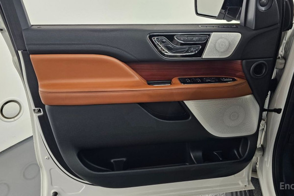 2021 Lincoln Navigator с пробегом 47 205 км