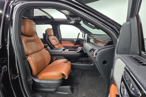 2021 Lincoln Navigator с пробегом 77 114 км