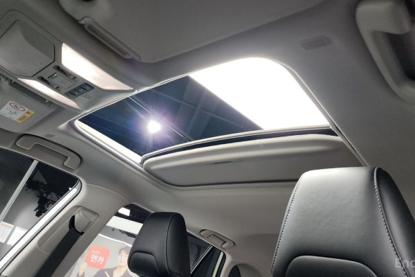 2024 Toyota RAV4 с пробегом 49 601 км