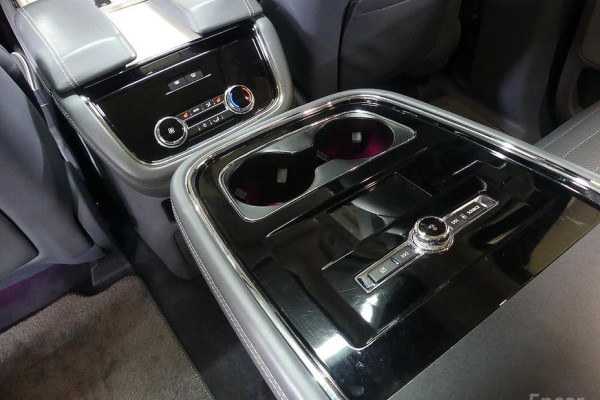 2021 Lincoln Navigator с пробегом 66 700 км