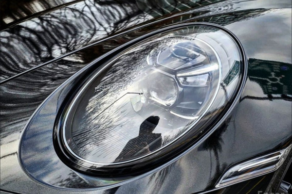 2020 Porsche 911 с пробегом 34 600 км