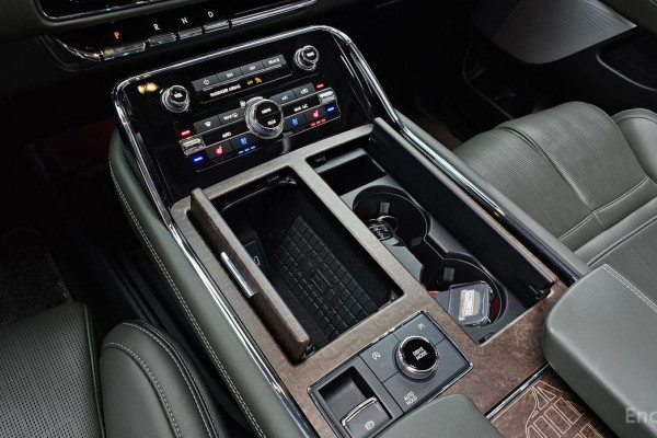 2023 Lincoln Navigator с пробегом 18 074 км