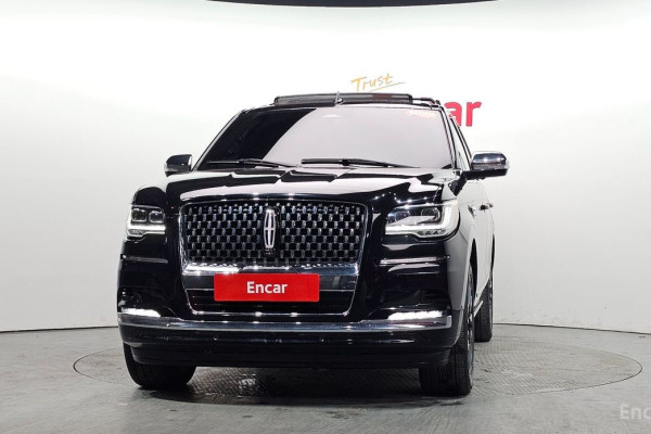 2023 Lincoln Navigator с пробегом 59 934 км