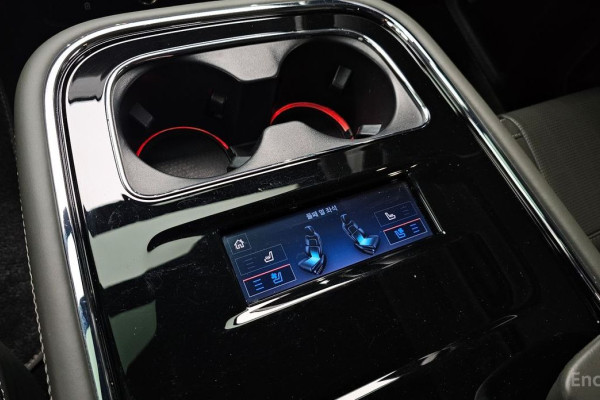 2023 Lincoln Navigator с пробегом 18 074 км