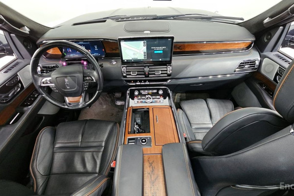 2023 Lincoln Navigator с пробегом 59 934 км