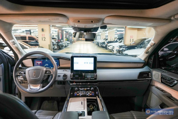 2020 Lincoln Navigator с пробегом 102 088 км