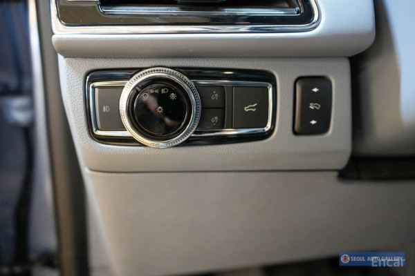 2020 Lincoln Navigator с пробегом 102 088 км