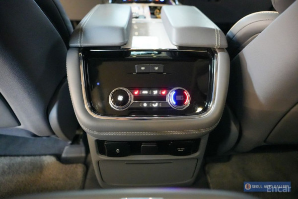 2020 Lincoln Navigator с пробегом 102 088 км