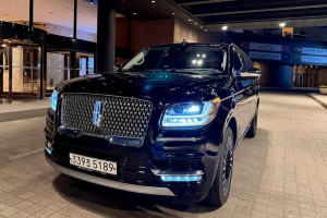 Lincoln Navigator