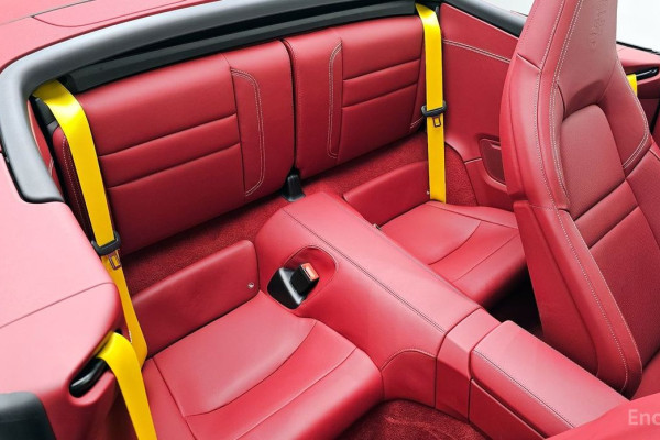 2025 Porsche 911 с пробегом 11 978 км