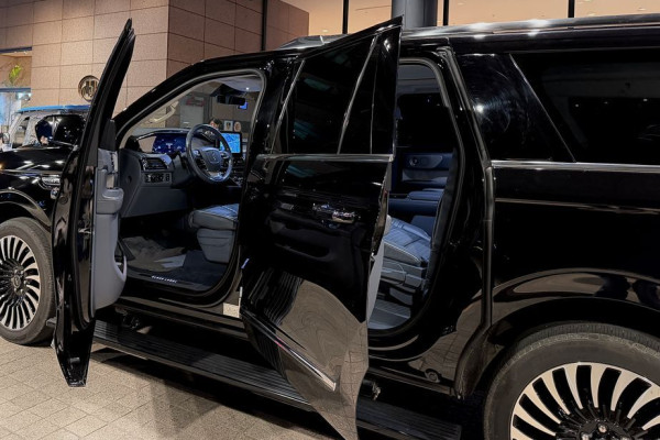 2021 Lincoln Navigator с пробегом 101 010 км