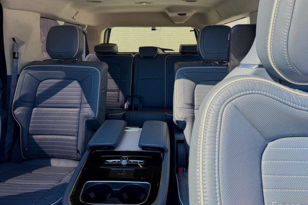 2021 Lincoln Navigator с пробегом 101 010 км