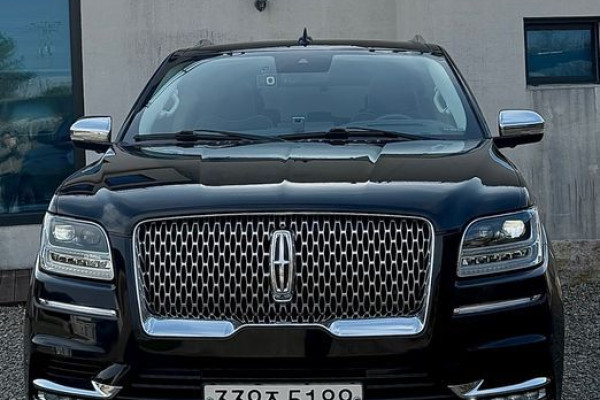 2021 Lincoln Navigator с пробегом 101 010 км