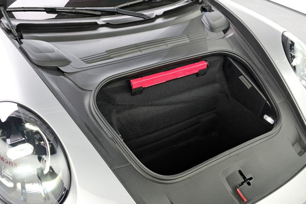 2025 Porsche 911 с пробегом 11 978 км