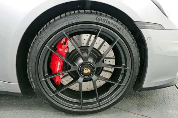 2025 Porsche 911 с пробегом 11 978 км