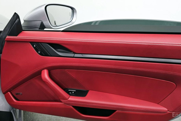 2025 Porsche 911 с пробегом 11 978 км