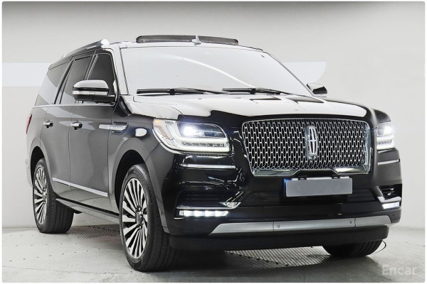 2021 Lincoln Navigator с пробегом 80 394 км