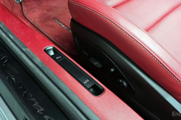 2025 Porsche 911 с пробегом 11 978 км