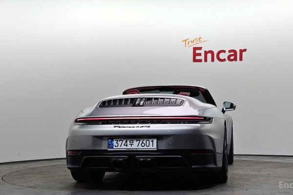 2025 Porsche 911 с пробегом 11 978 км