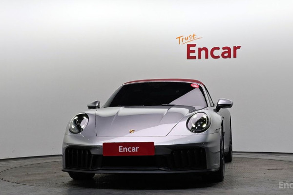 2025 Porsche 911 с пробегом 11 978 км